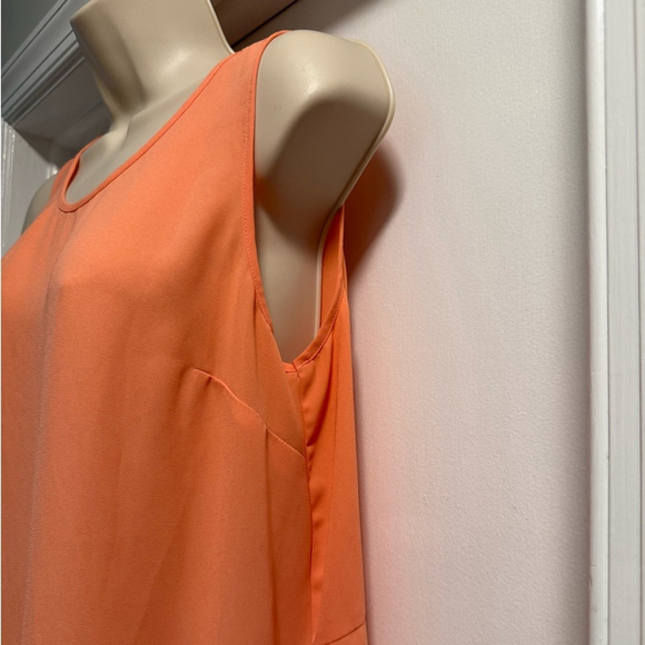 Mossimo Peach Tank Top Split Back Size Medium - Picture 5 of 15
